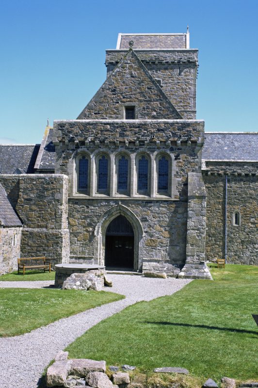 IONA ABBEY, IONA, INNER HEBRIDES
PIC: VisitScotland/SCOTTISH VIEWPOINT
Tel: +44 (0) 131 622 7174
Fax: +44 (0) 131 622 7175
E-Mail : info@scottishviewpoint.com
This photograph cannot be used without prior permission from Scottish Viewpoint. Dummy pagina voor tonen content blokken